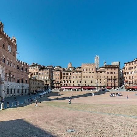 Mimosa- Loft Elegante Con Terrazza Nel Centro Di Siena Lägenhet Exteriör bild